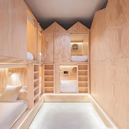 Colo Colo - Single Private Beds San Sebastian