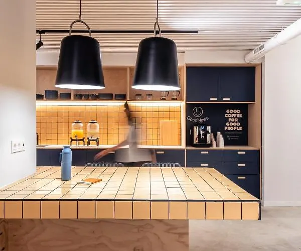 Colo Colo - Single Private Beds 旅馆 *