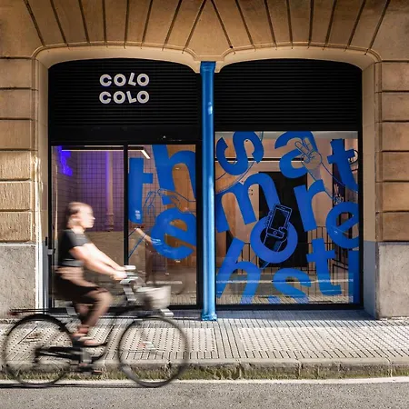 Colo Colo - Single Private Beds Hostel San Sebastián