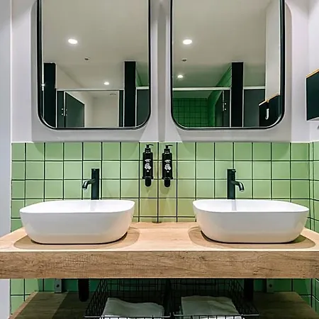 Colo Colo - Single Private Beds Auberge de jeunesse *