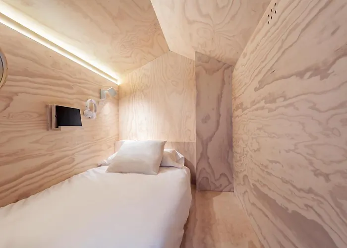 Colo Colo - Single Private Beds Vandrarhem