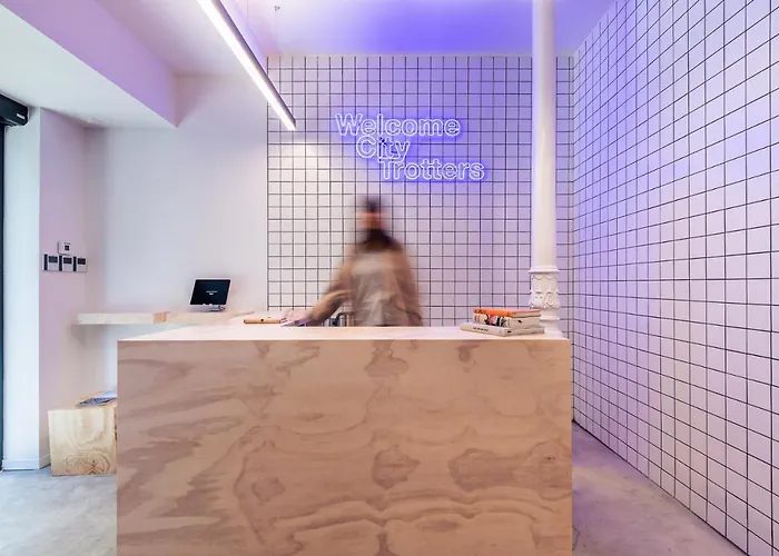 Vandrarhem Colo Colo - Single Private Beds *