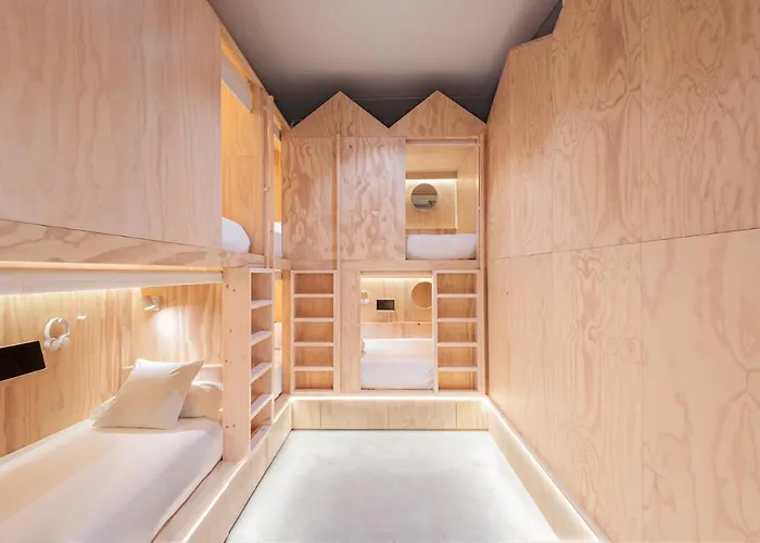 Colo Colo - Single Private Beds San Sebastian